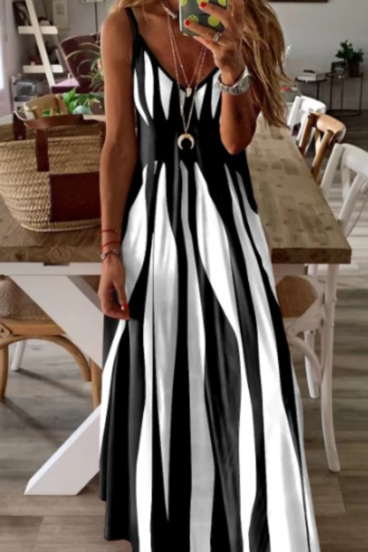 FLOWY V-NECK SUMMER MAXI DRESS