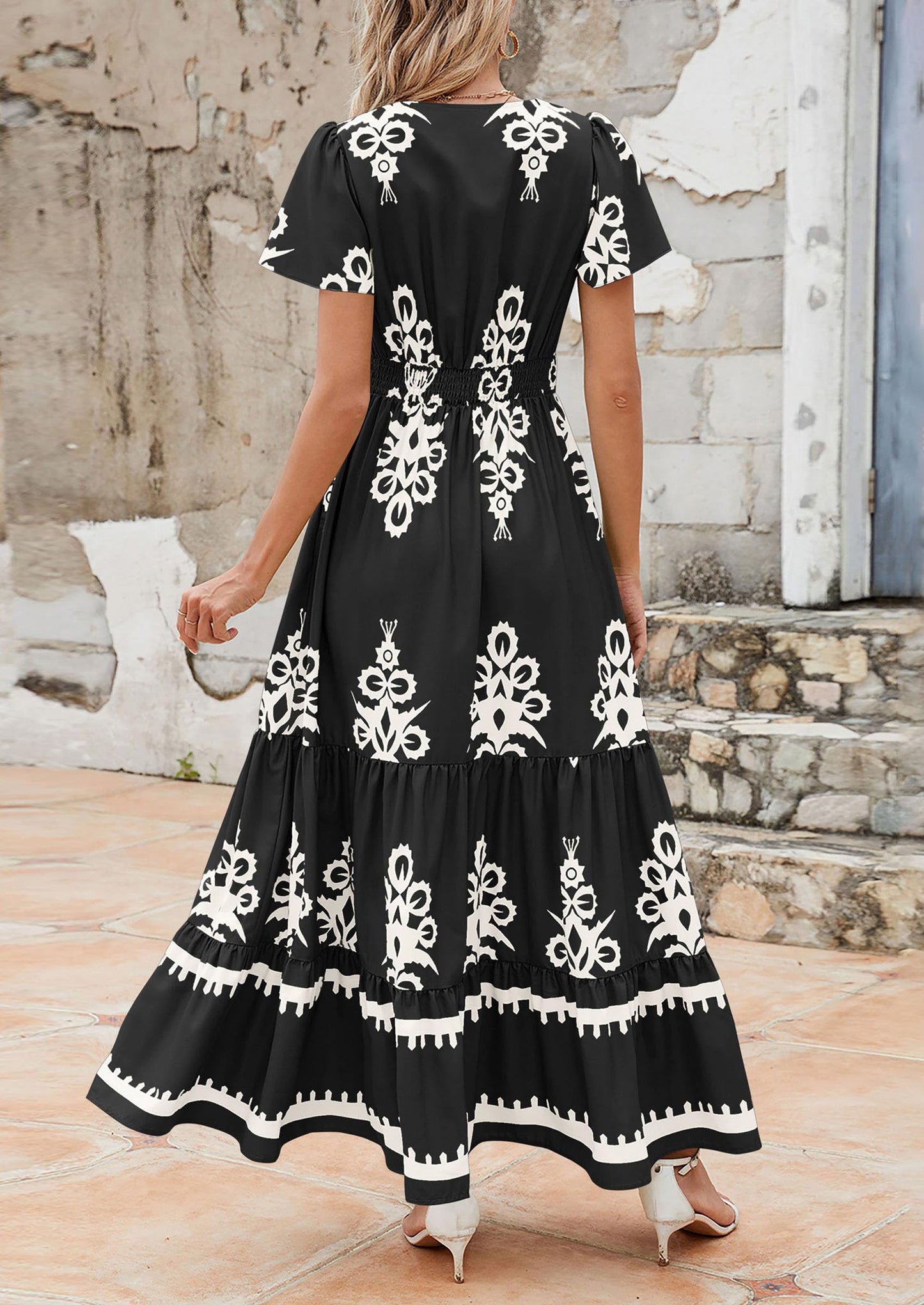 Womens Casual V Neck Boho Maxi Dress Flowy Aline Bell Sleeve Tiered Floral Dresses with Pocket