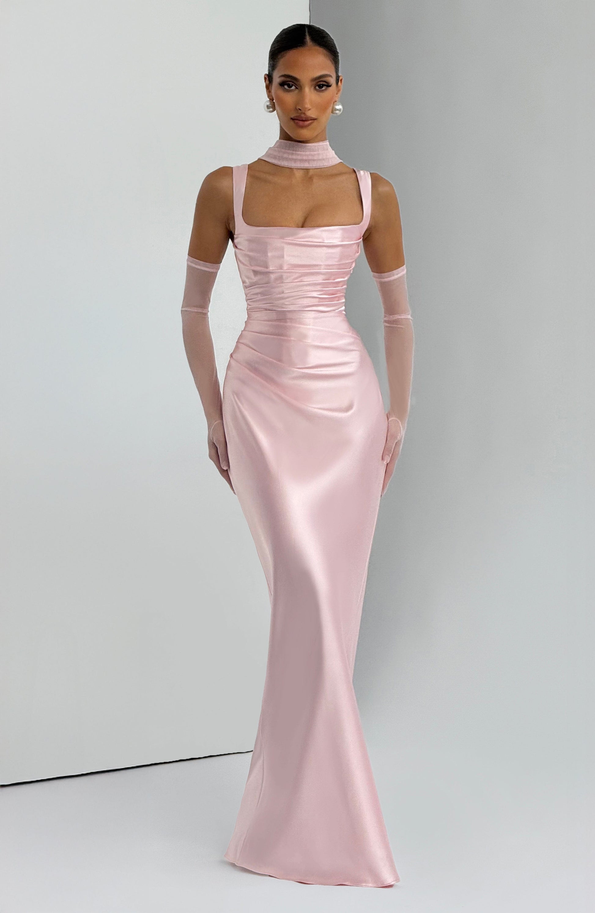 Calanthe Maxi Dress - Blush Dress Fardora Premium Exclusive Design