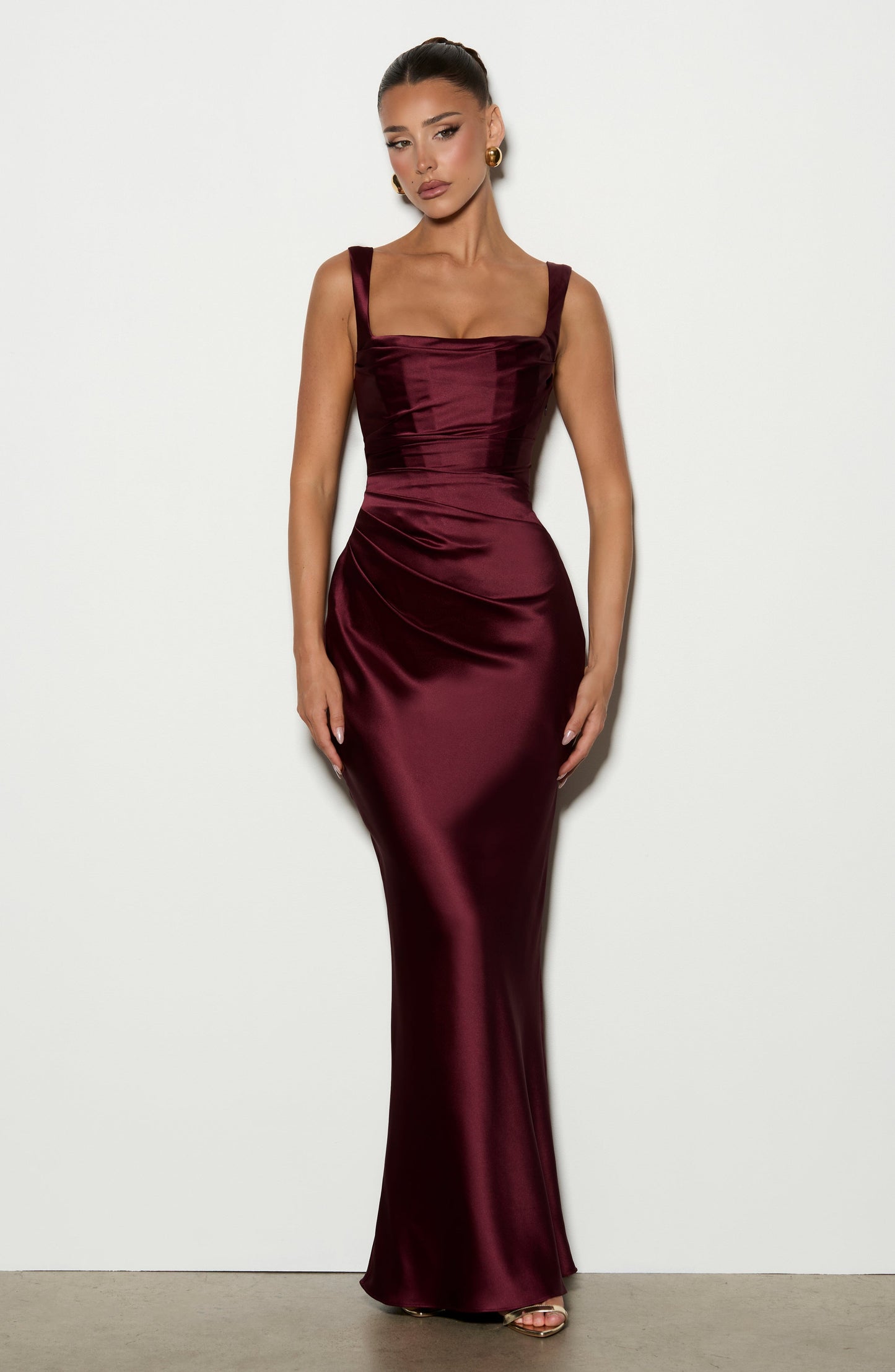 Calanthe Maxi Dress - Cherry Lacquer Dress XS Fardora Premium Exclusive Design