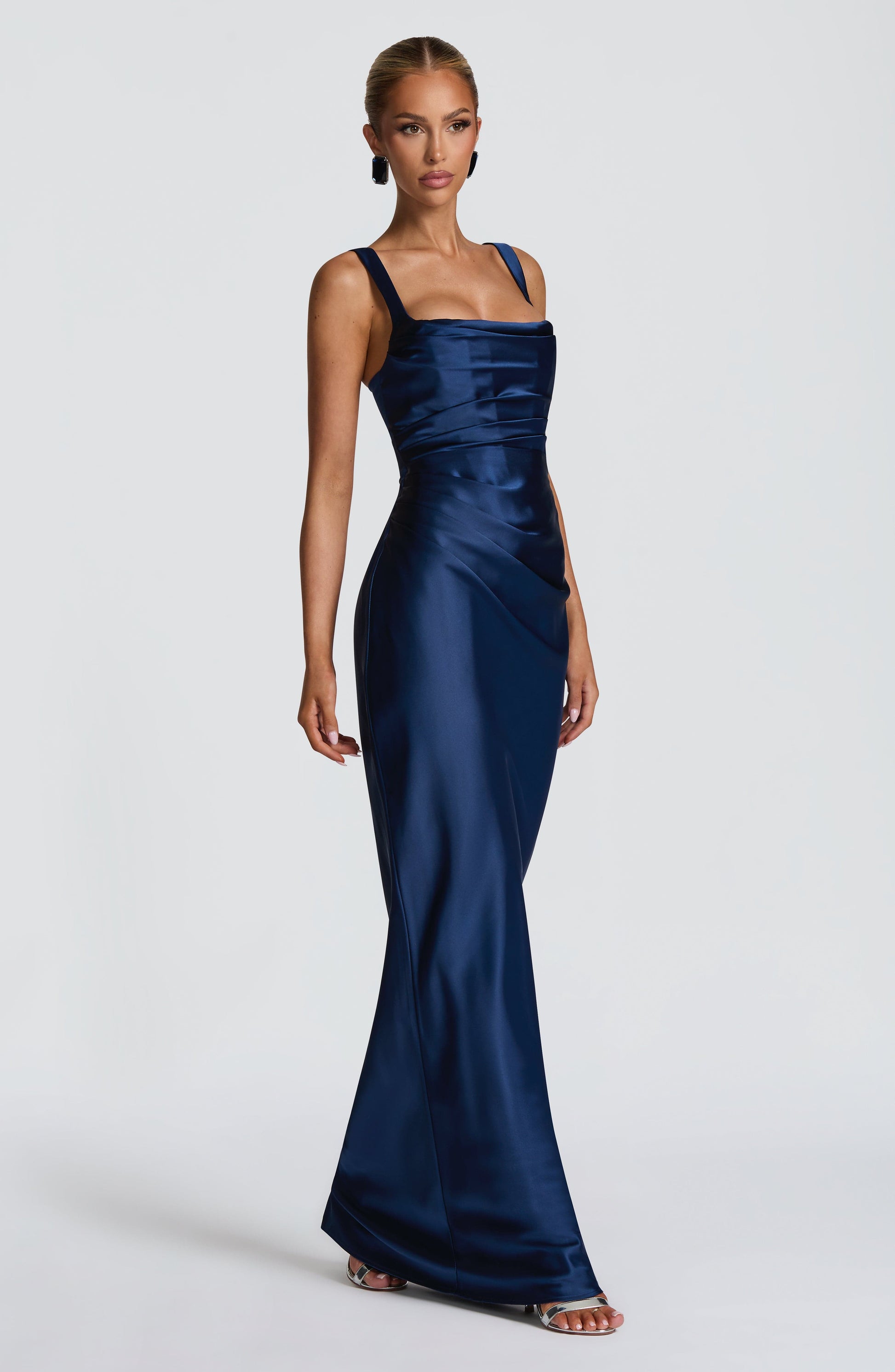 Calanthe Maxi Dress - Navy Dress Fardora Premium Exclusive Design