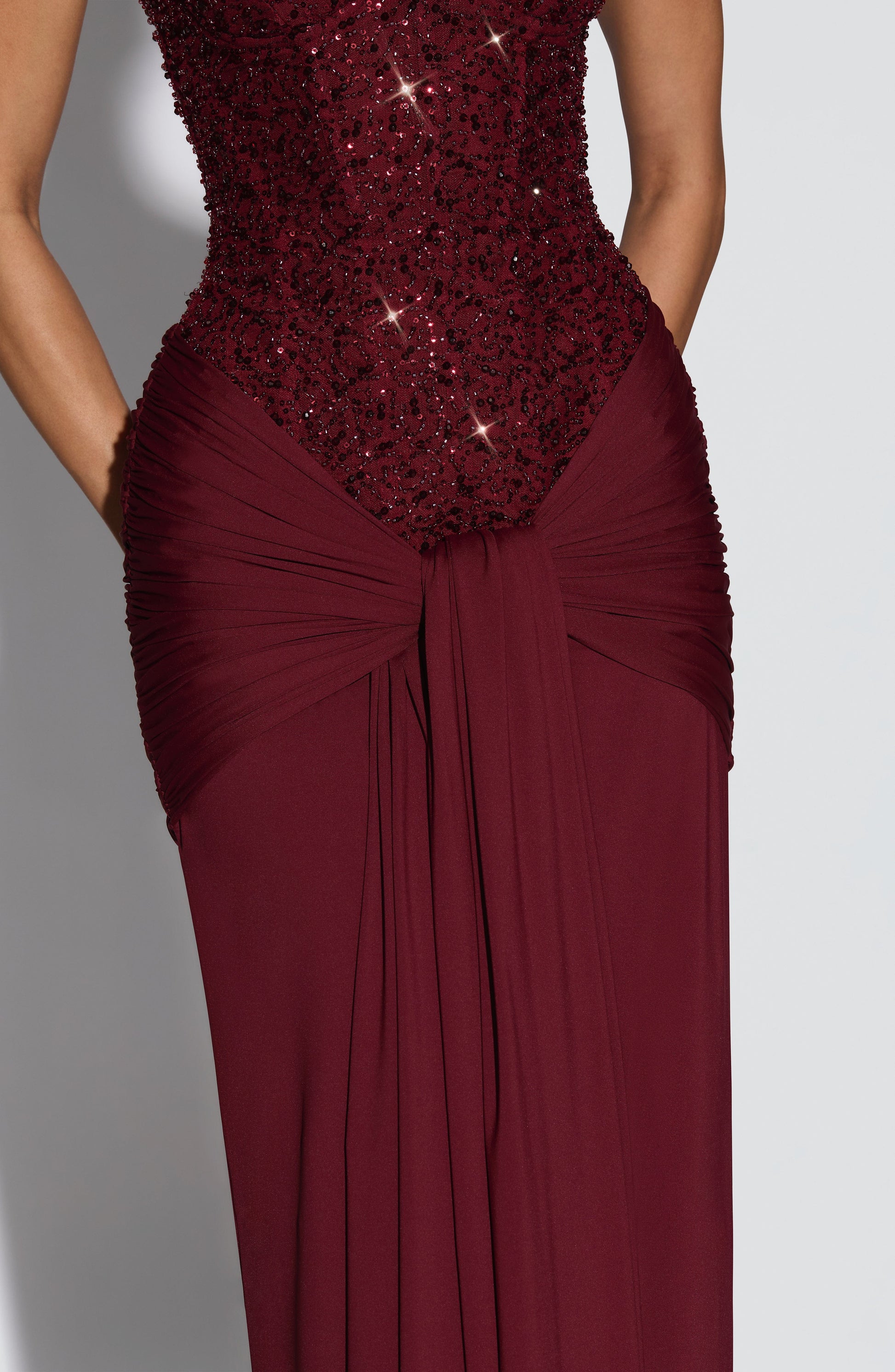 Carina Maxi Dress - Burgundy Dress Fardora Premium Exclusive Design