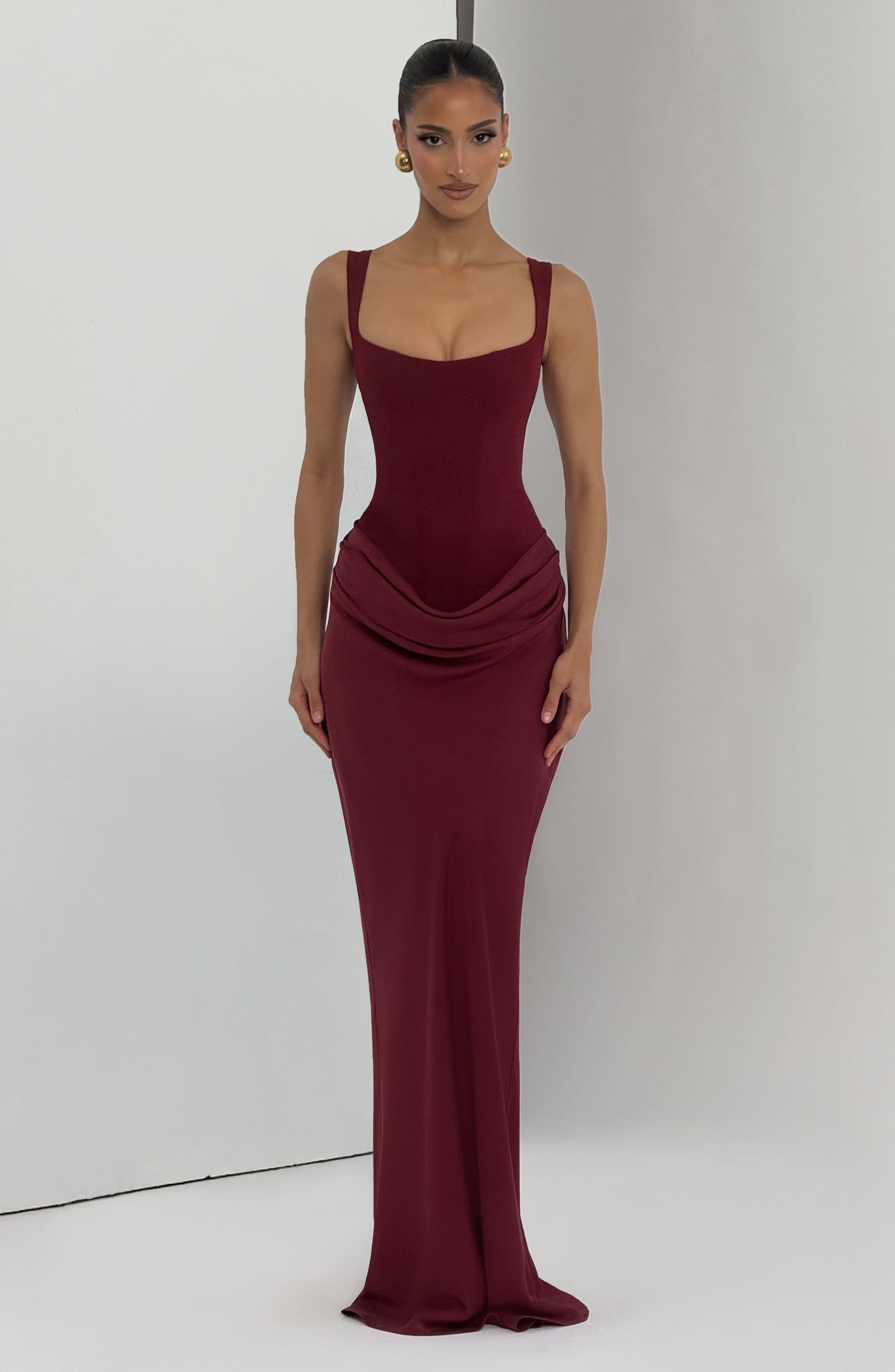 Cornelia Maxi Dress - Burgundy Dress Fardora Premium Exclusive Design