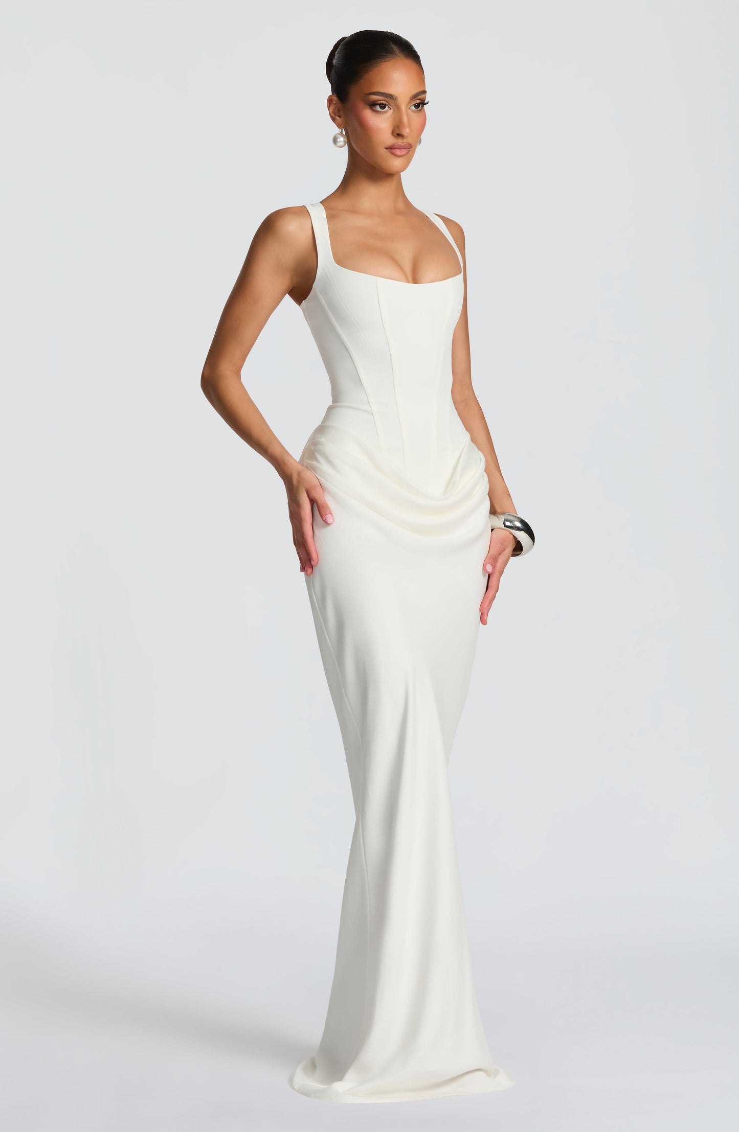 Cornelia Maxi Dress - Ivory Dress Fardora Premium Exclusive Design