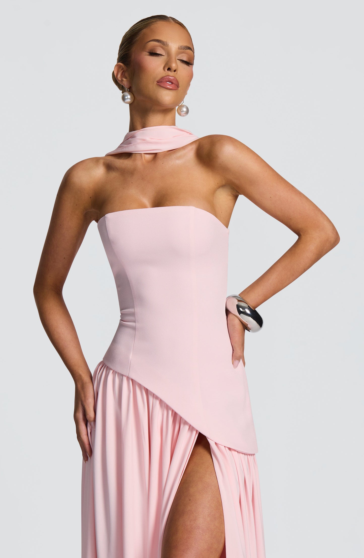 Maliyah Maxi Dress - Blush Dress Fardora Premium Exclusive Design