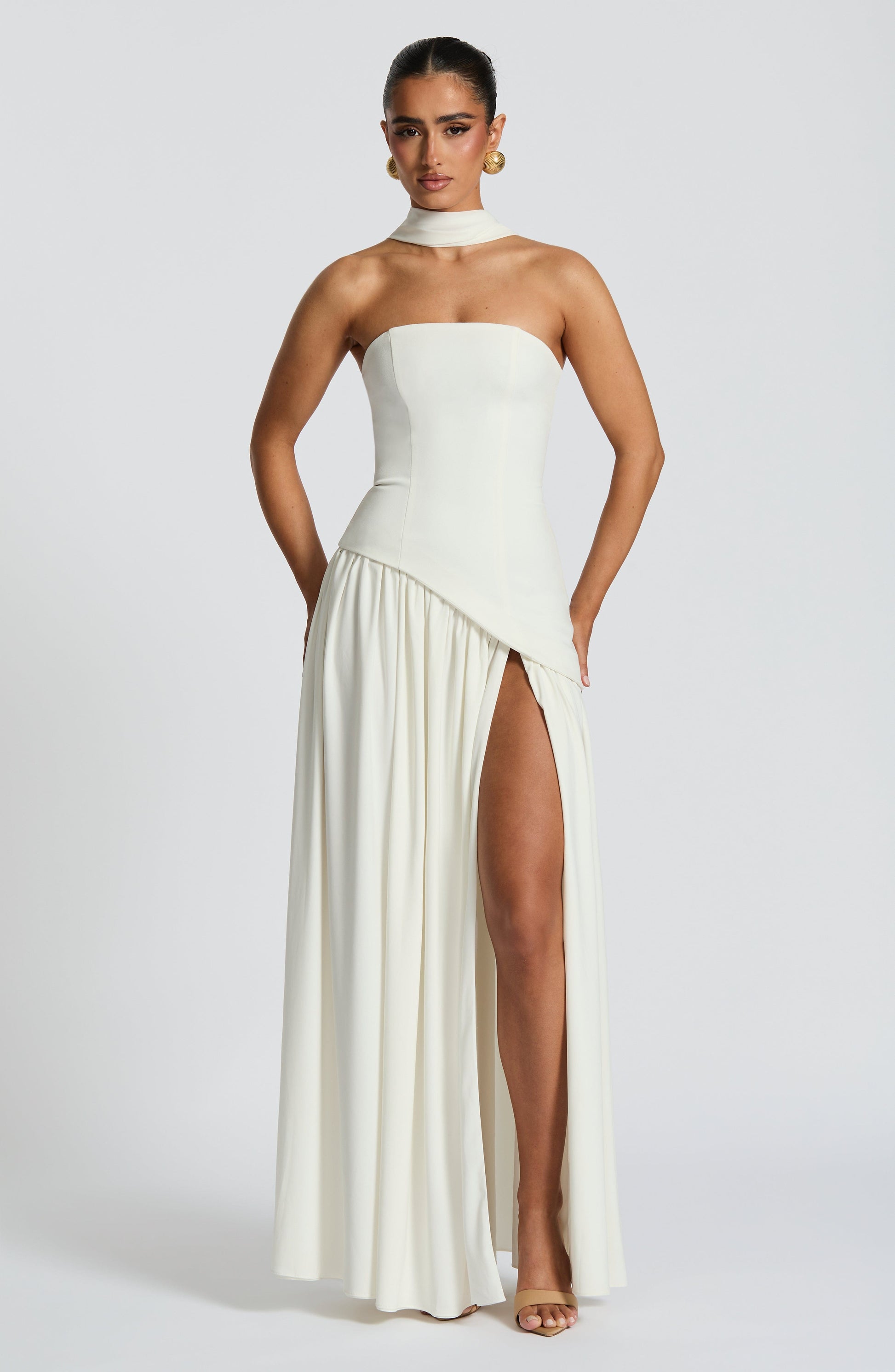 Maliyah Maxi Dress - Ivory Dress Fardora Premium Exclusive Design