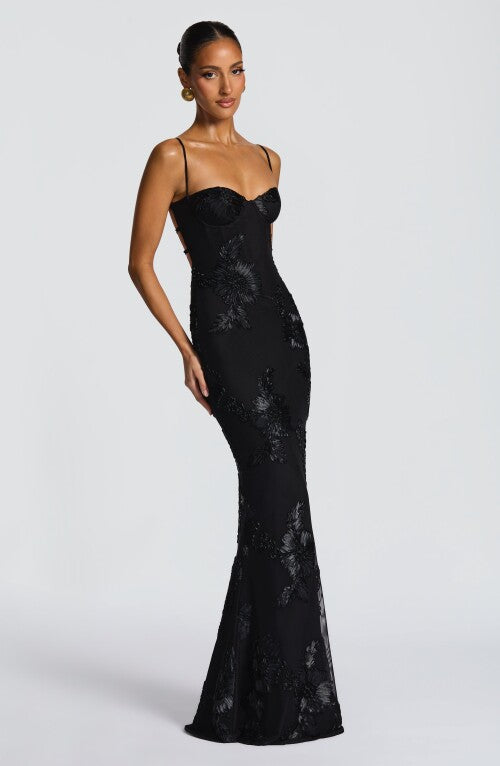 Nefertiti Maxi Dress - Black Dress Fardora Premium Exclusive Design