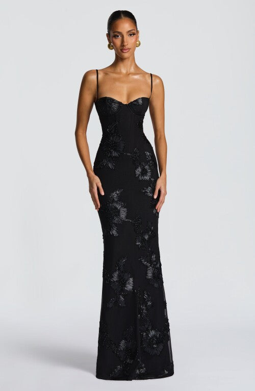 Nefertiti Maxi Dress - Black Dress Fardora Premium Exclusive Design