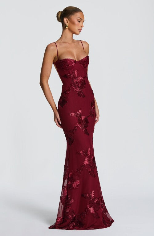 Nefertiti Maxi Dress - Burgundy Dress Fardora Premium Exclusive Design