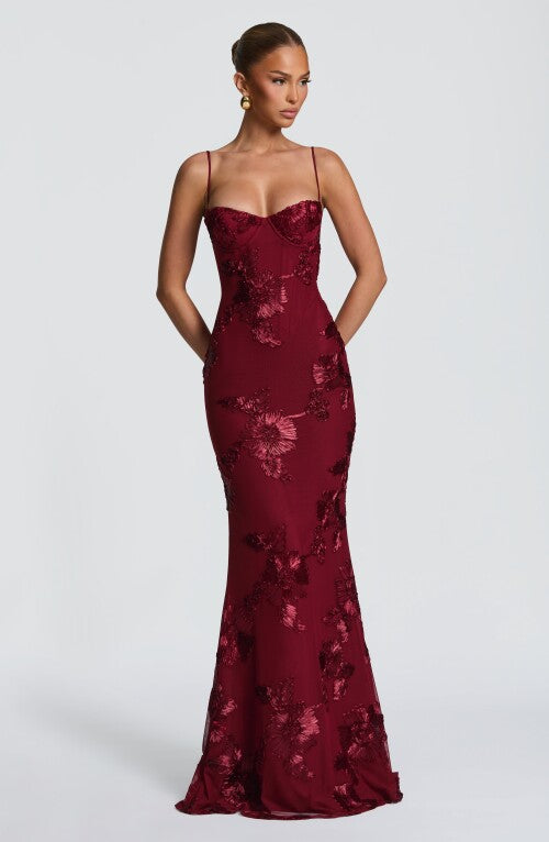 Nefertiti Maxi Dress - Burgundy Dress XS Fardora Premium Exclusive Design