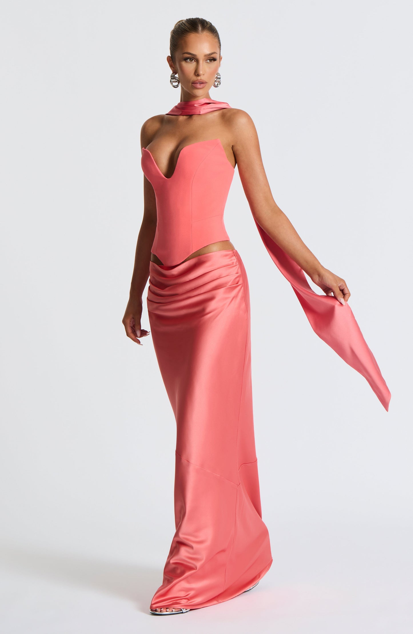 Sybil Scarf - Coral Pink Accessories ONE SIZE Fardora Premium Exclusive Design