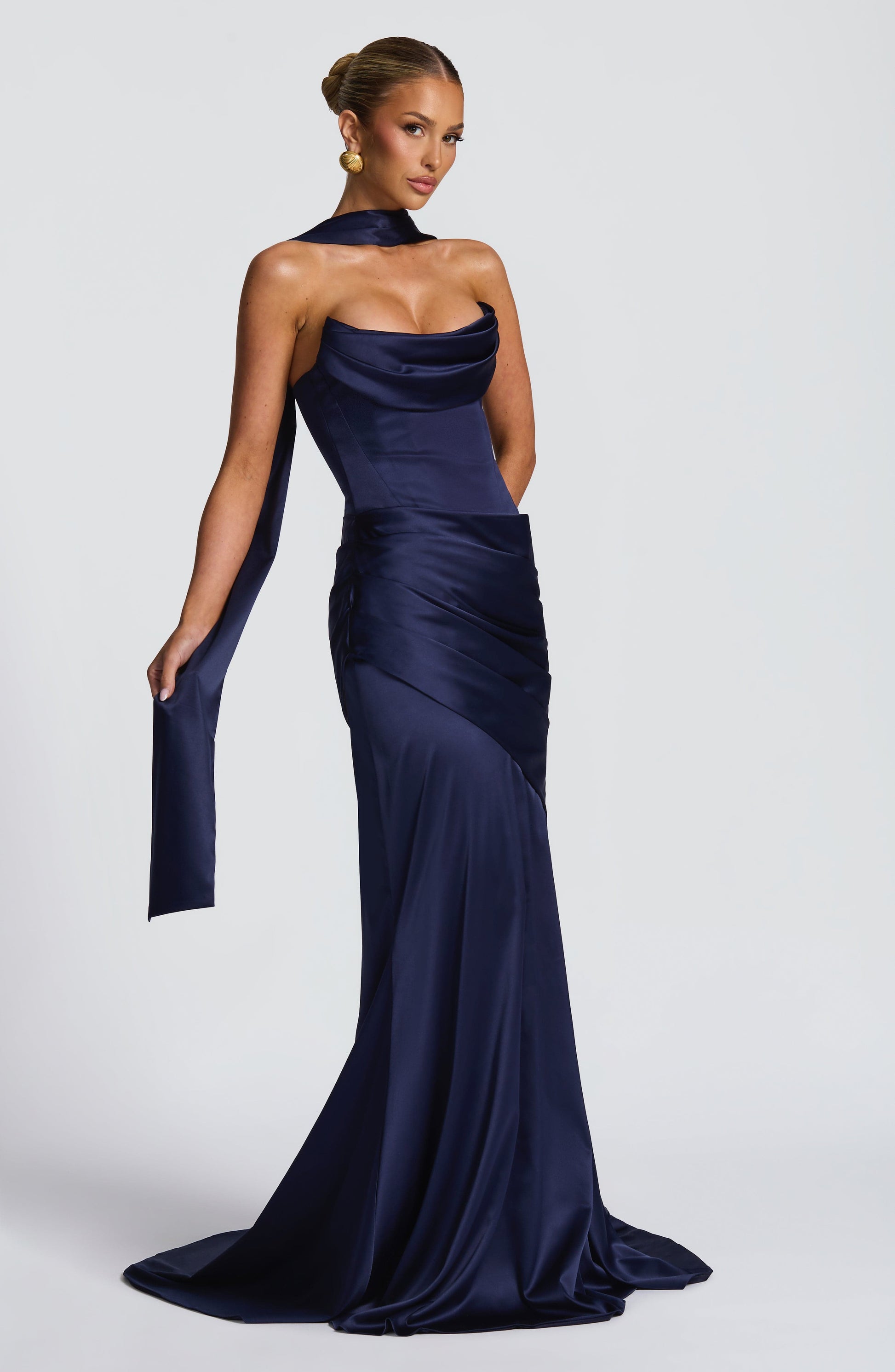 Sybil Scarf - Navy Accessories ONE SIZE Fardora Premium Exclusive Design