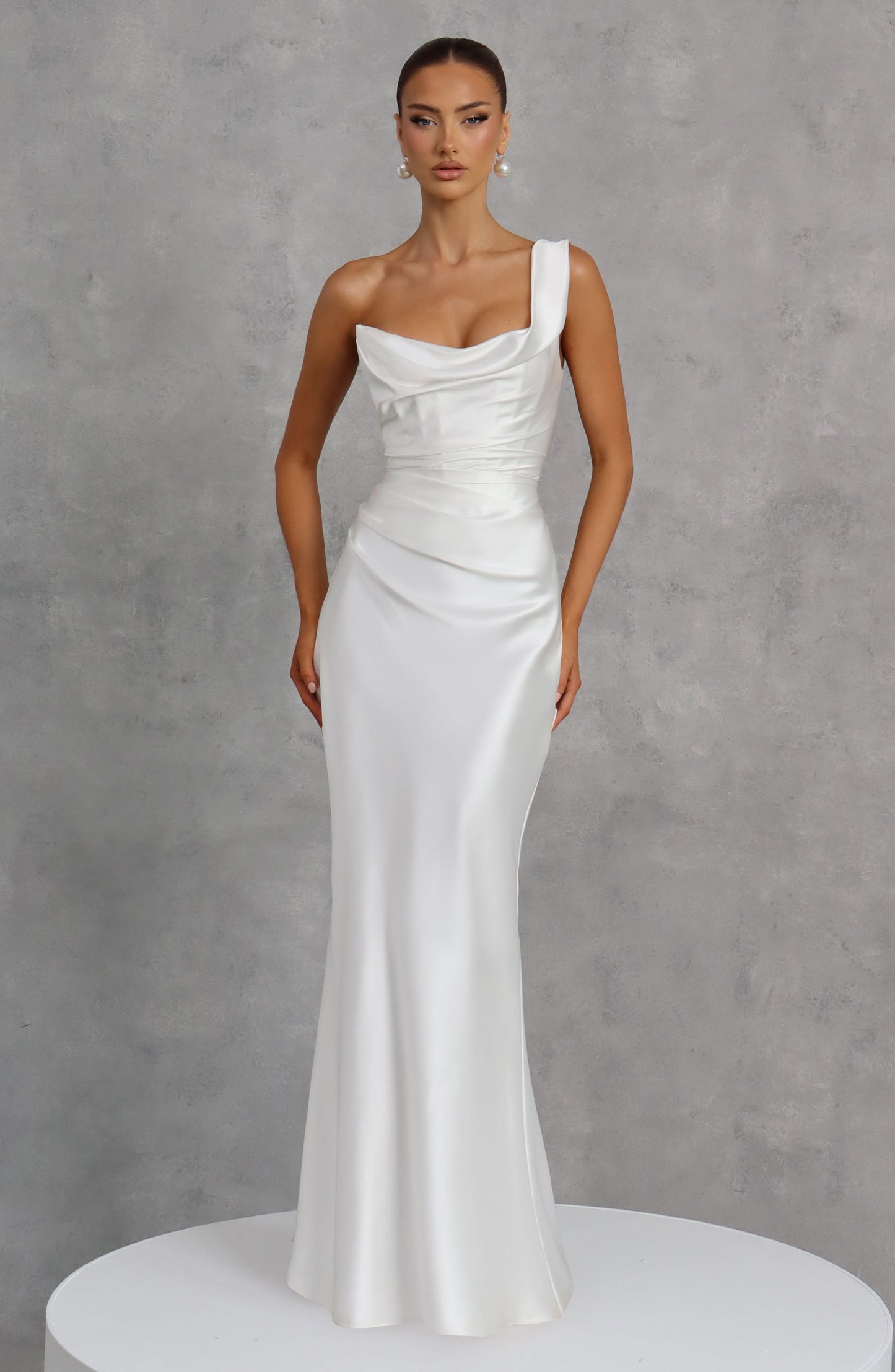 Thalassa Maxi Dress - Ivory Dress Fardora Premium Exclusive Design
