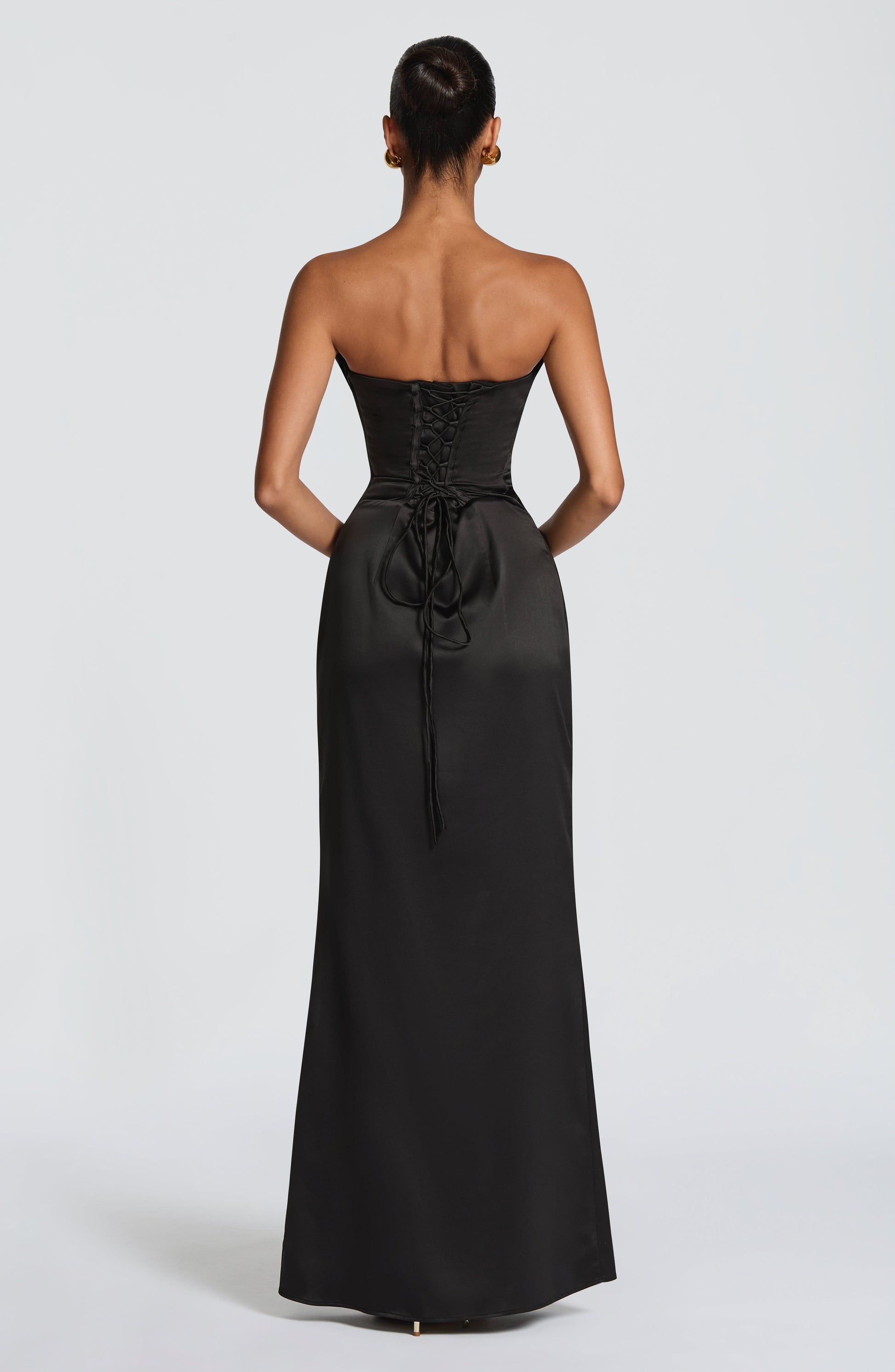 Vessa Maxi Dress - Black Dress Fardora Premium Exclusive Design