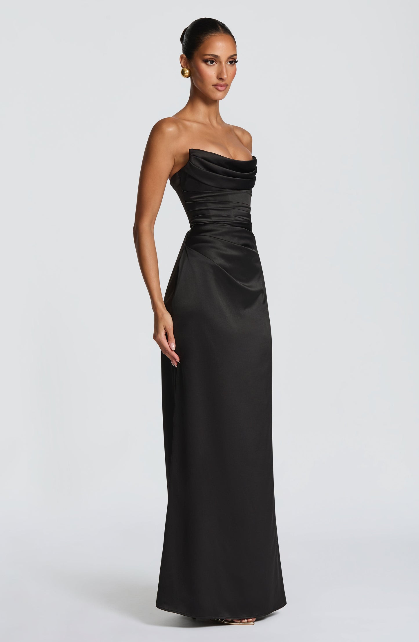 Vessa Maxi Dress - Black Dress Fardora Premium Exclusive Design